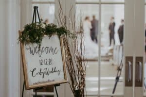 Best DIY Winter Flowers for Weddings & Events